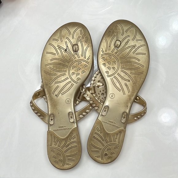 Jack Rogers flip flops - Picture 2 of 3